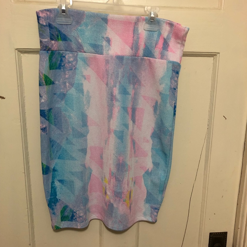 Multicolored pastel watercolor LuLaRoe skirt